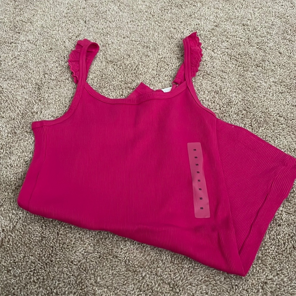 BNWT GAP Magenta Lace Strap Tank Top XS